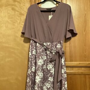 Bloomchic dress, lavender floral, size 12, NWT